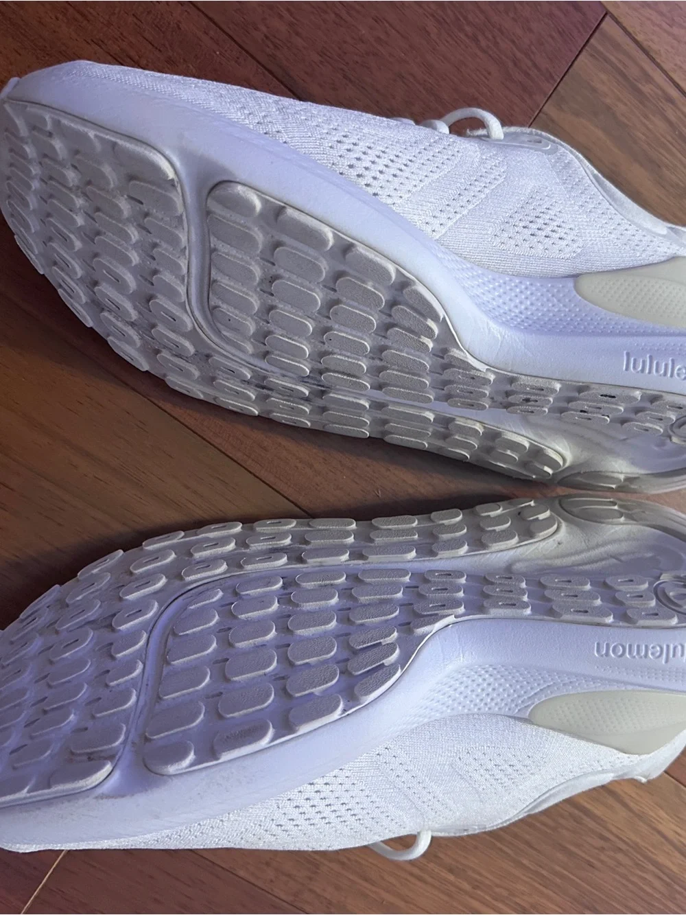 Lululemon Beyondfeel Run White Men's Knit Running Sneakers Size 11